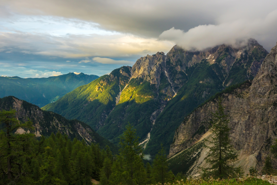 cross country hiking trails - Slavic Peaks European Mountain